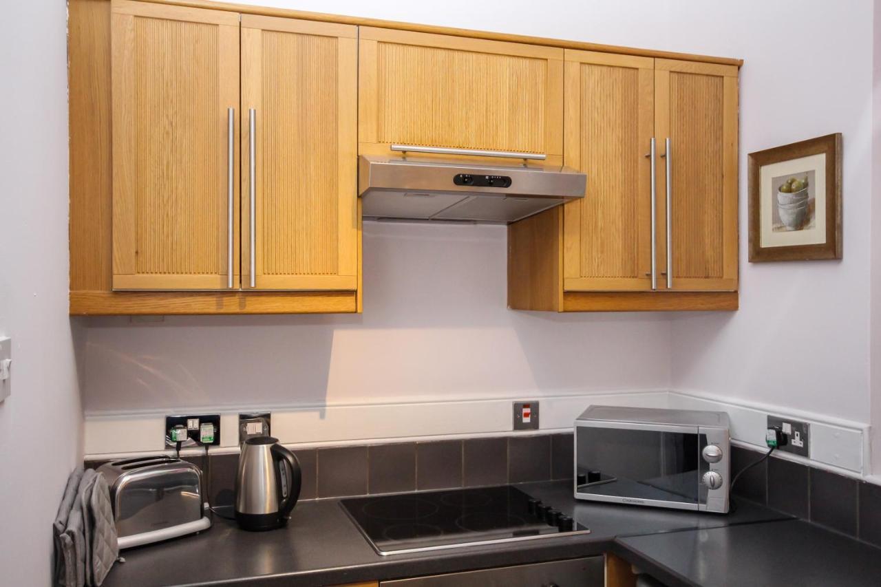 Silver Lining-Royal Mile Apartments Единбург Екстериор снимка