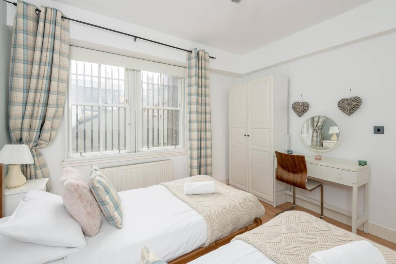 Silver Lining-Royal Mile Apartments Единбург Екстериор снимка